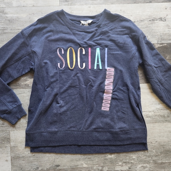 Wildfox SOCIAL sweater NWT - Picture 8 of 9